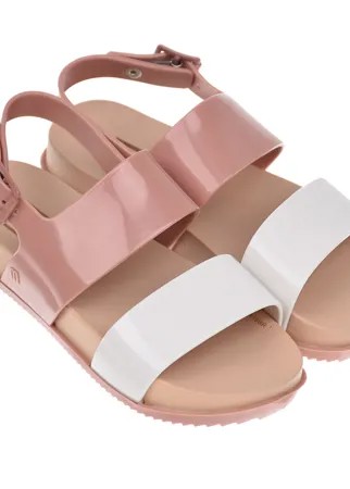 Босоножки пудрового цвета Melissa