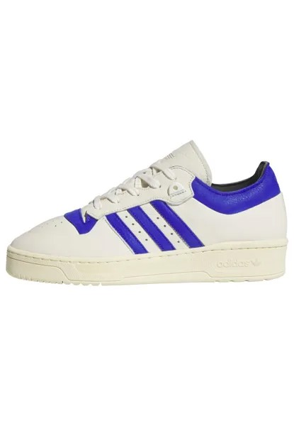 Кроссовки низкие RIVALRY adidas Originals, цвет cream white lucid blue easy yellow