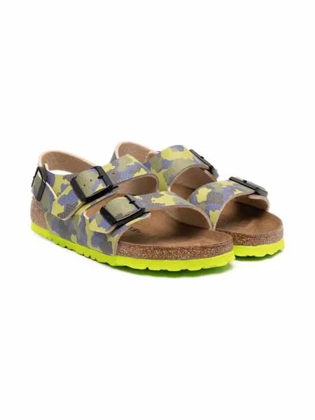 Birkenstock Kids camouflage-print sandals