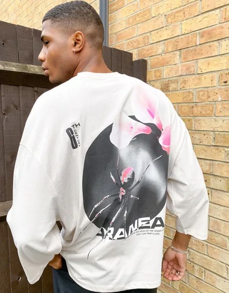 Бежевая футболка в стиле oversized с принтом в виде паука и цветка на спине ASOS DESIGN-Neutral