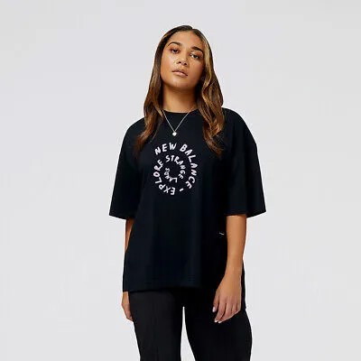 Женская футболка New Balance Wmns Essentials Lifestyle черный