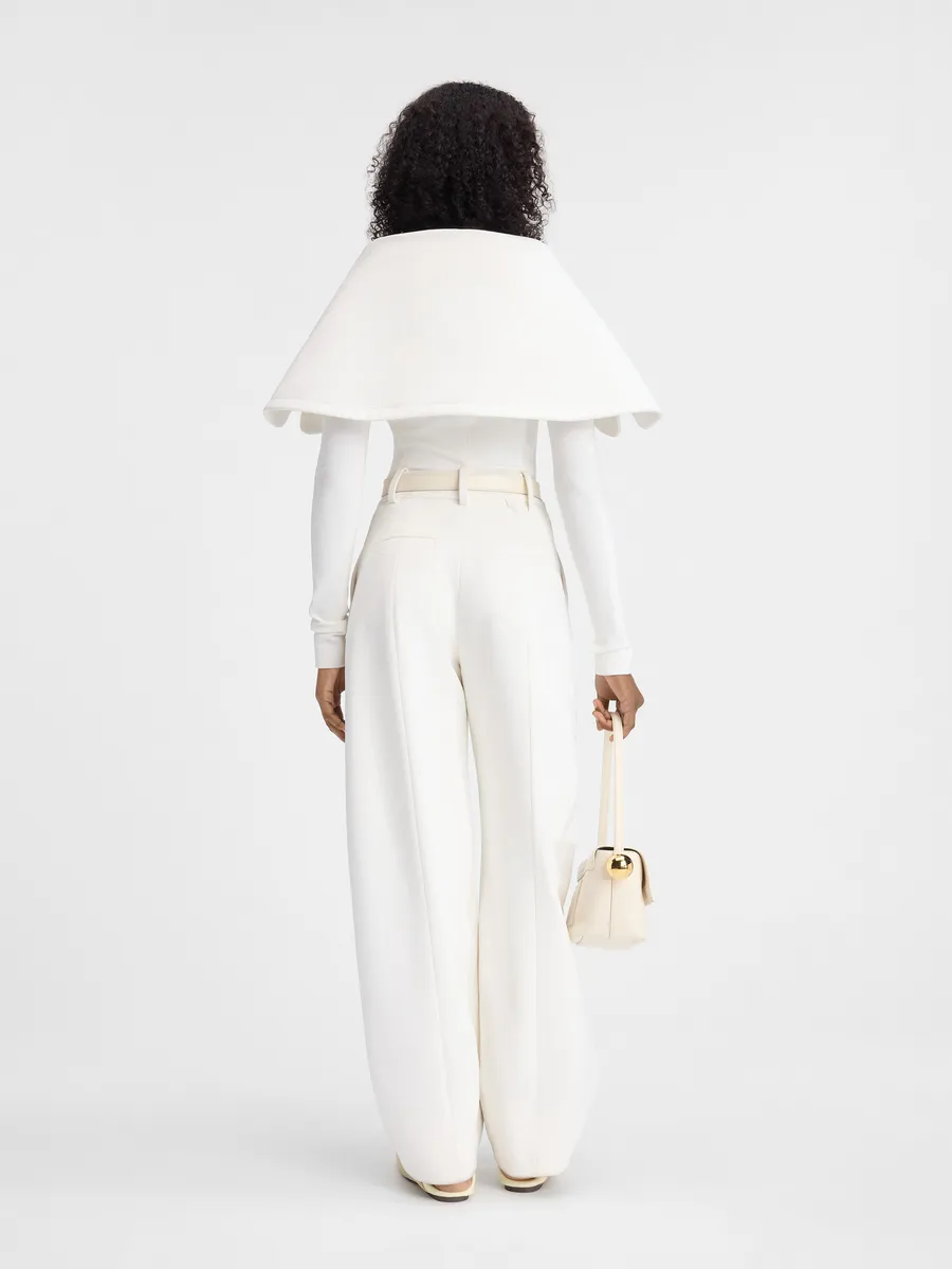 Костюмные брюки изогнутой формы Пасео Jacquemus, белый