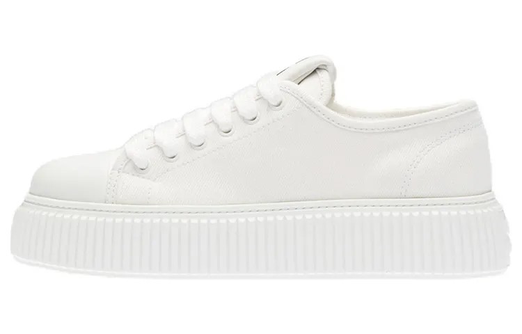 Кроссовки Miu Miu Skateboarding Female, белый