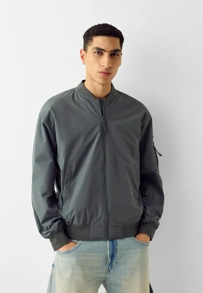 Куртка-бомбер LIGHTWEIGHT Bershka, цвет dark grey