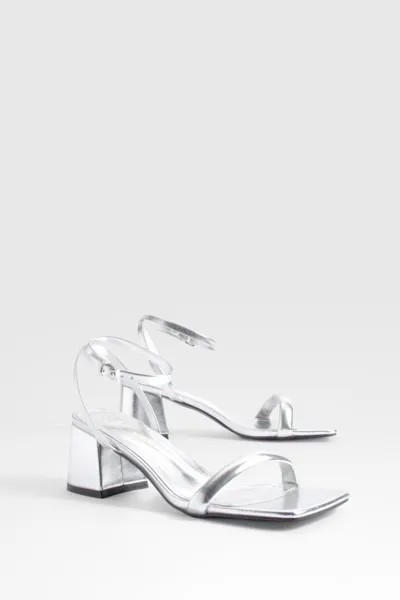Двухсекционные туфли на каблуке с металлизированным квадратным носком и блоком каблуков boohoo, серебро