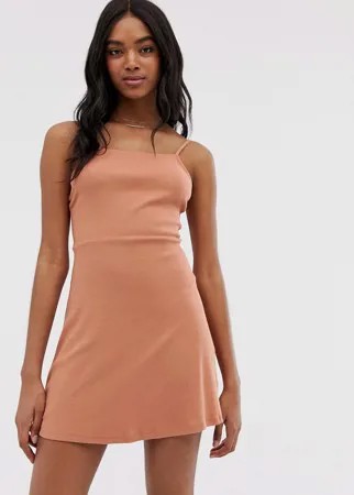 Сарафан мини в рубчик с квадратным вырезом ASOS DESIGN-Коричневый
