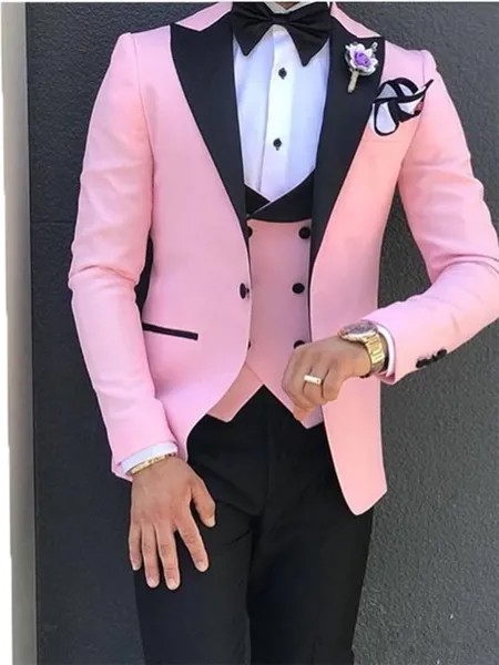 Костюм мужской облегающий из трех предметов, пиджак и брюки, жилет, розового цвета, smolking noivo
