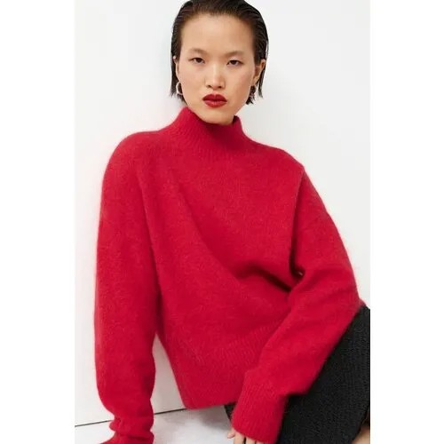 Короткий вязаный свитер с воротником-стойкой - красный - XS