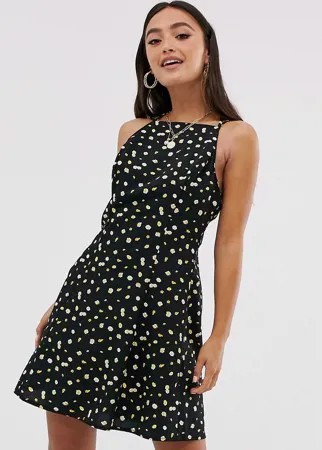 Сарафан мини с высоким воротом и асимметричным подолом ASOS DESIGN-Мульти