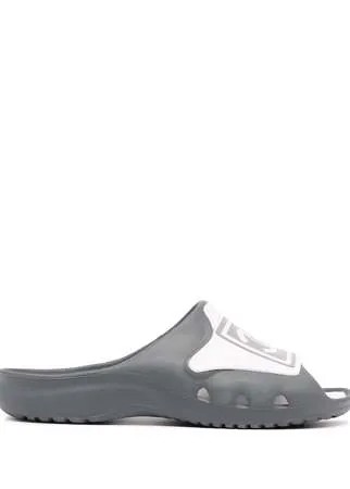 Chanel Pre-Owned шлепанцы Sports с логотипом CC