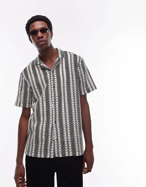 Рубашка свободного кроя Topman – с короткими рукавами в черно-белую полоску, связанная крючком