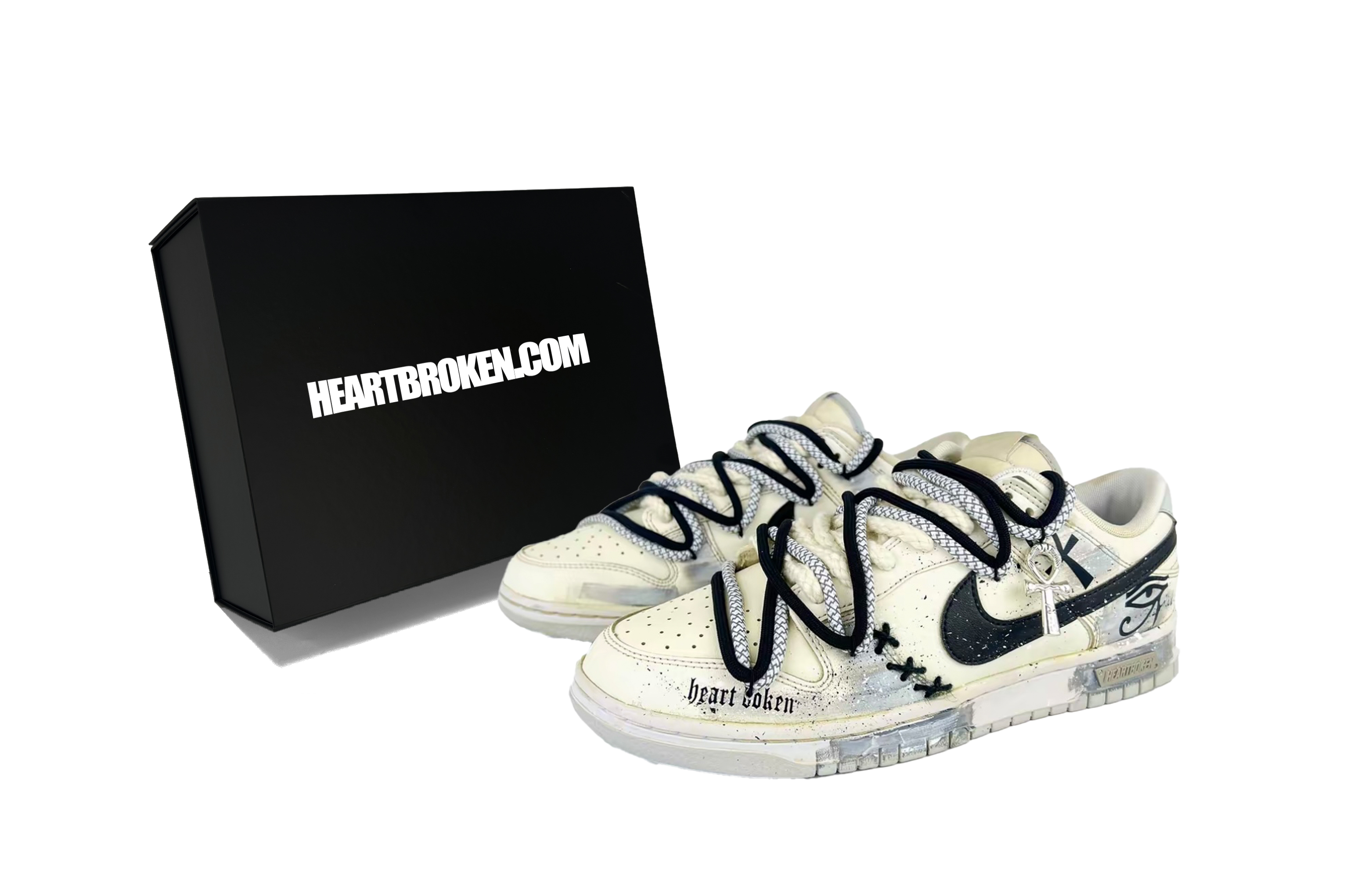Кроссовки Nike Dunk Skateboarding Shoes Women's Low-top Beige/Black, бежевый/черный
