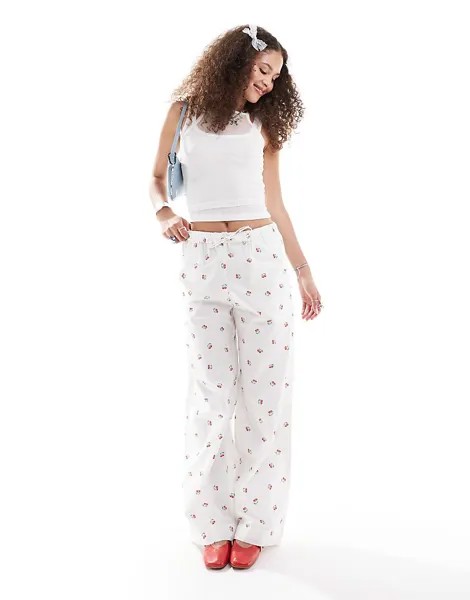 Monki 2013 Брюки на шнурке с широкими штанинами и вишневым узором