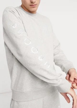 Серый свитшот с круглым вырезом и логотипом-галочкой Nike
