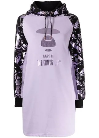 AAPE BY *A BATHING APE® платье-трапеция с капюшоном и графичным принтом