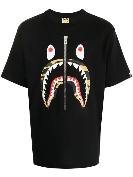 A BATHING APE® футболка Shark с графичным принтом