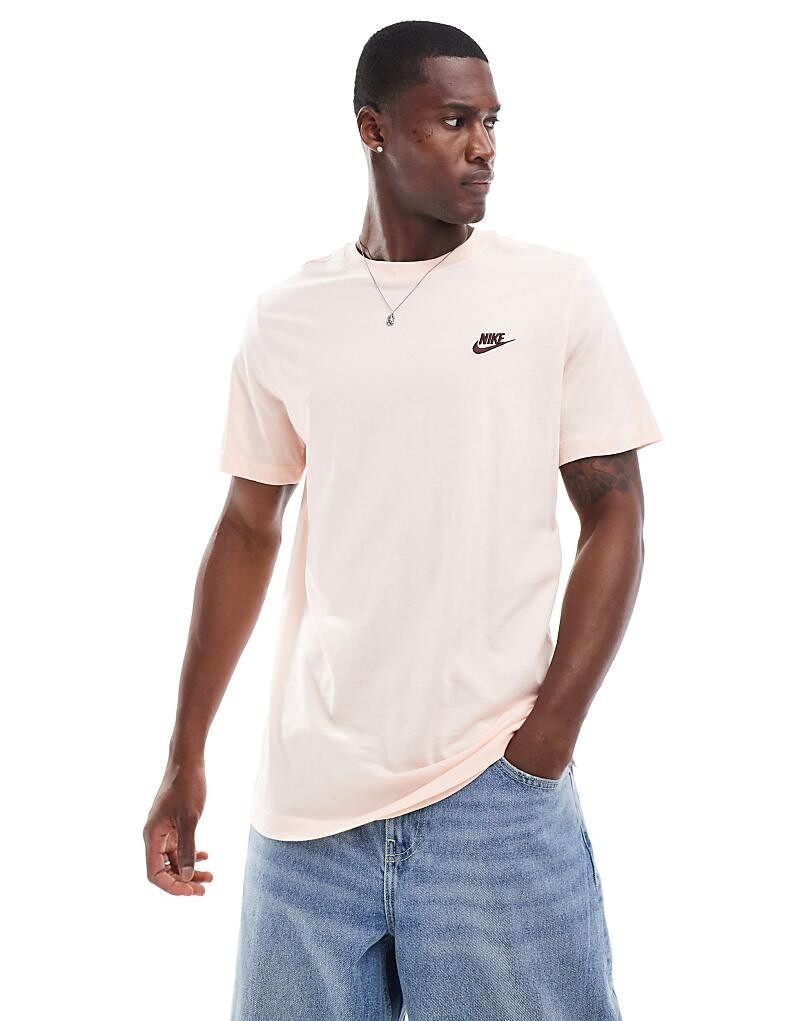 Nike Club — Vignette — футболка стираного кораллового цвета