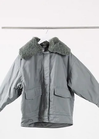 Куртка шалфейного цвета с воротником из искусственного меха «борг» и стеганой подкладкой ASOS DESIGN Petite-Зеленый цвет