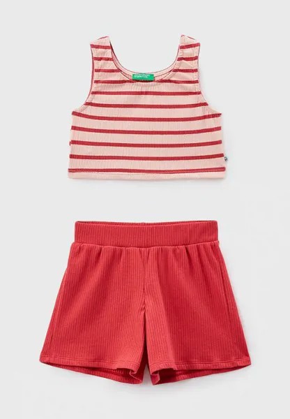 Майка и шорты United Colors of Benetton