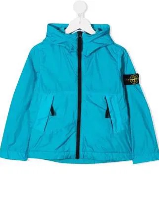 Stone Island Junior куртка на молнии с капюшоном и нашивкой-логотипом