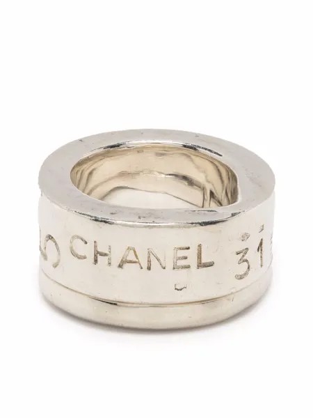 Chanel Pre-Owned серебряное кольцо Coco Nº5 2000-х годов