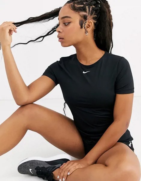 Черный топ из сетчатого материала с короткими рукавами Nike Training