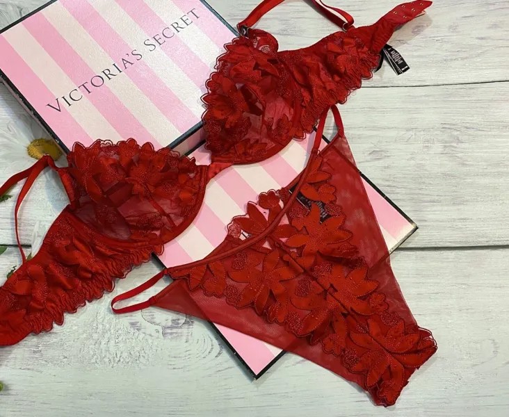 Victorias Secret LUXE Деми Бразильский бюстгальтер без подкладки с вышивкой и вышивкой, красный