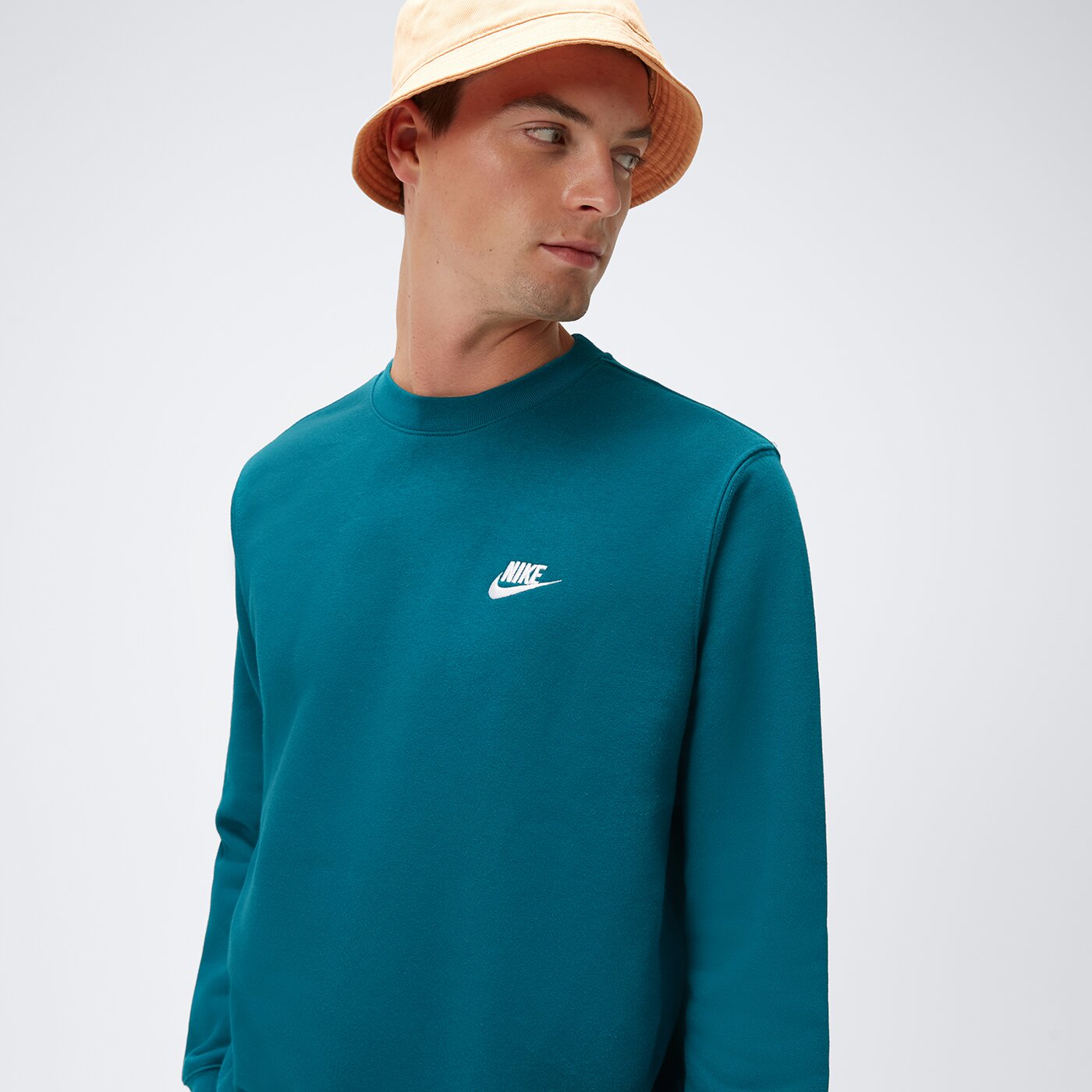 Свитшот Nike SportWear Club, зеленый