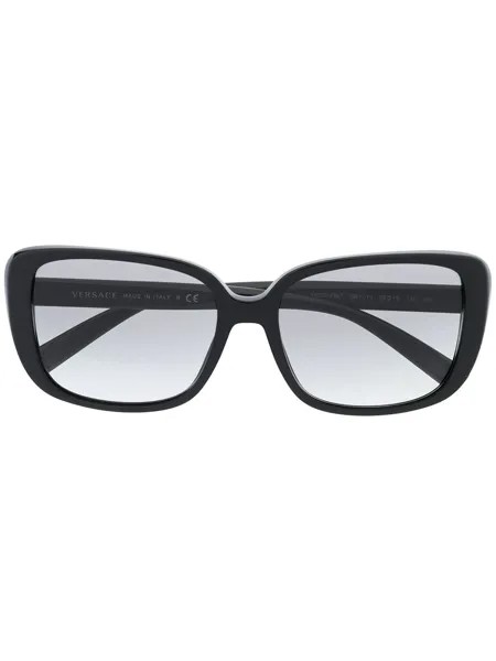 Versace Eyewear солнцезащитные очки в массивной оправе