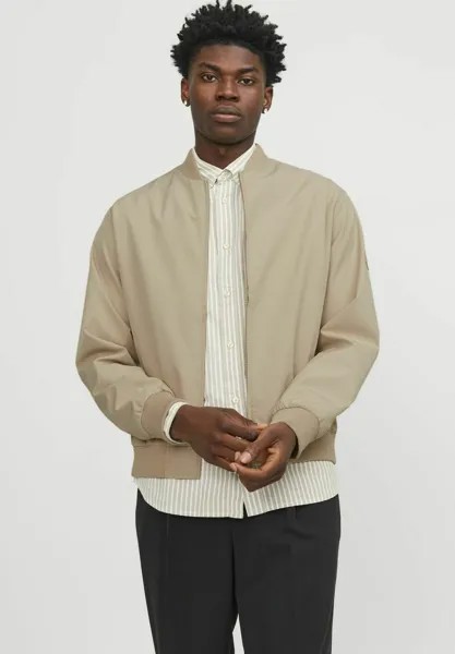 Бомбер Jack & Jones, цвет travertine