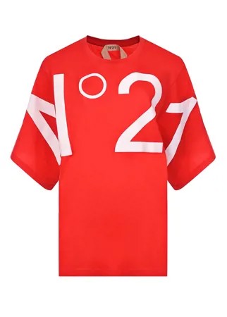 Красная футболка с белым логотипом No. 21