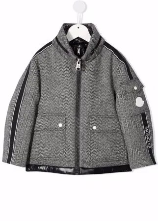 Moncler Enfant пуховик с узором в елочку