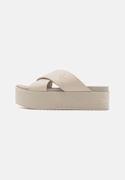 Тапочки Flatform Cross Calvin Klein Jeans, цвет triple eggshell