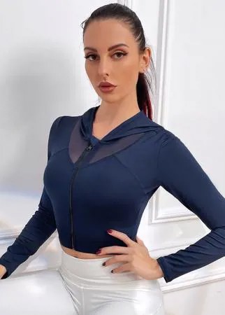 Спортивная куртка с сетчатой вставкой с капюшоном