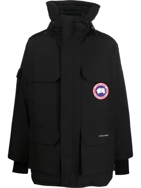 Canada Goose пуховик с капюшоном и нашивкой-логотипом, черный