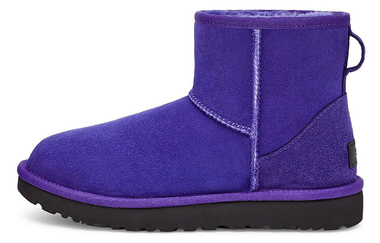 Зимние ботинки женские фиолетовые Ugg