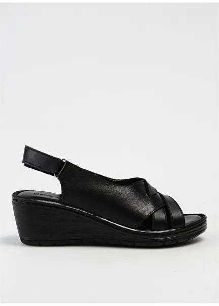 Кожаные черные женские сандалии Pierre Cardin