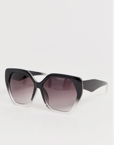 Черные солнцезащитные очки 