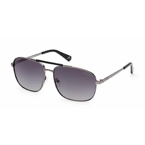 Солнцезащитные очки GUESS