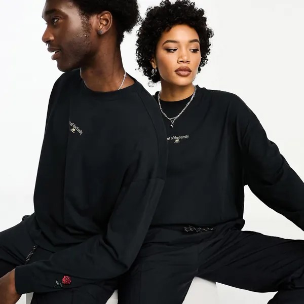 Лонгслив New Balance Part Of The Family Oversized, черный