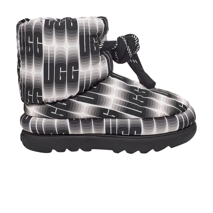 Ботинки UGG Wmns Classic Maxi Wavelength Short Boot, черный