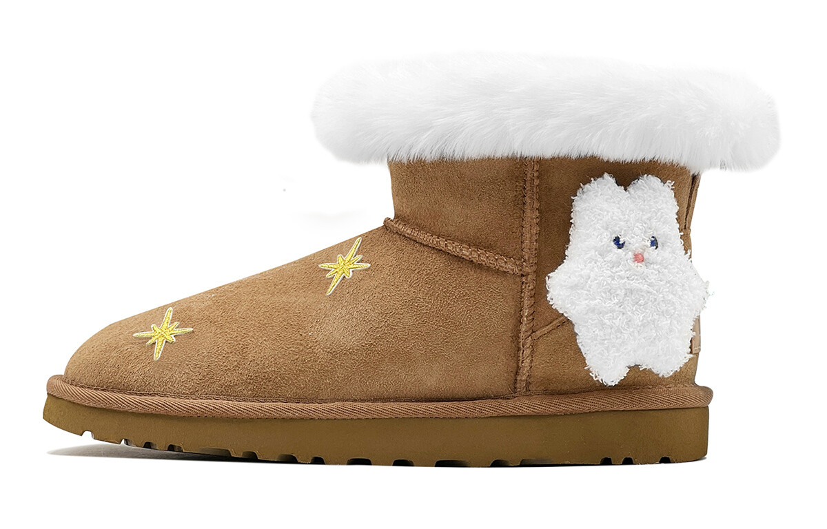CLASSIC MINI Зимние ботинки женские белые Ugg