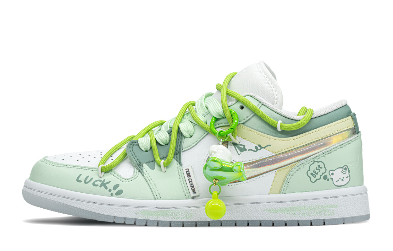Кроссовки Air Jordan 1 Vintage Basketball Shoes Women's Low-top White/green, зеленый