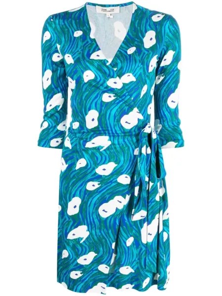 Diane Von Furstenberg шелковое платье с запахом и абстрактным принтом, синий