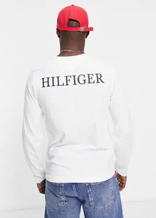 Белый лонгслив с логотипом на спине Tommy Hilfiger Essential