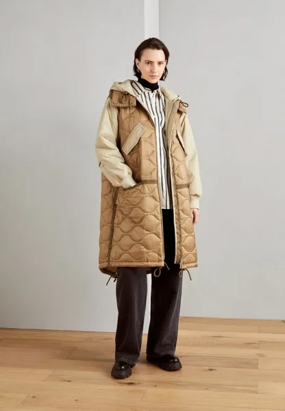 Зимнее пальто CHEVIGNON X MOP QUILTED MIDDLE LENGTH PATCHED DETAILS FIXED HOOD Marc O'Polo, светло-коричневый