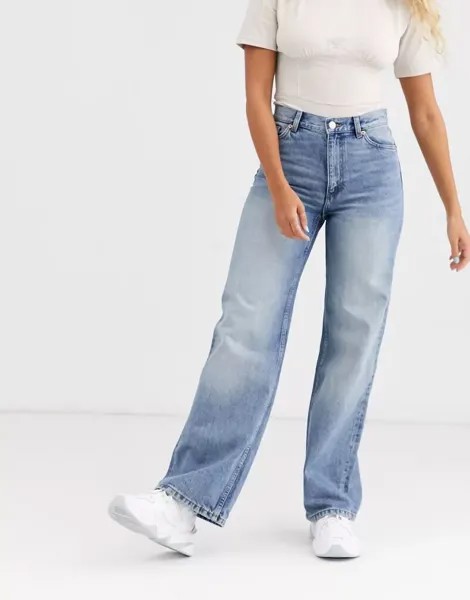 Широкие джинсы Monki Yoko средне-синего цвета