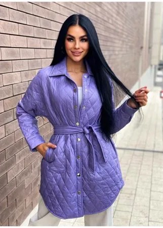 Milano Куртка женская стёганная фиолетового цвета 44р-р . С поясом, с карманами, на заклёпках, прямой фасон. Тренд этого года.