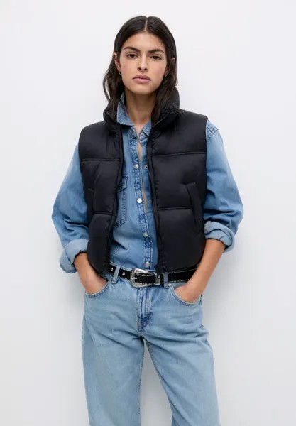 Жилет SHORT PUFFER PULL&BEAR, цвет black