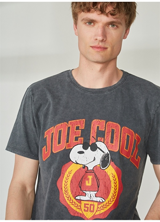 Антрацитовая мужская футболка с принтом Snoopy Never Say Never